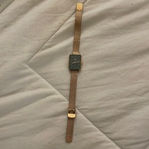 Daniel Wellington Gold Watch